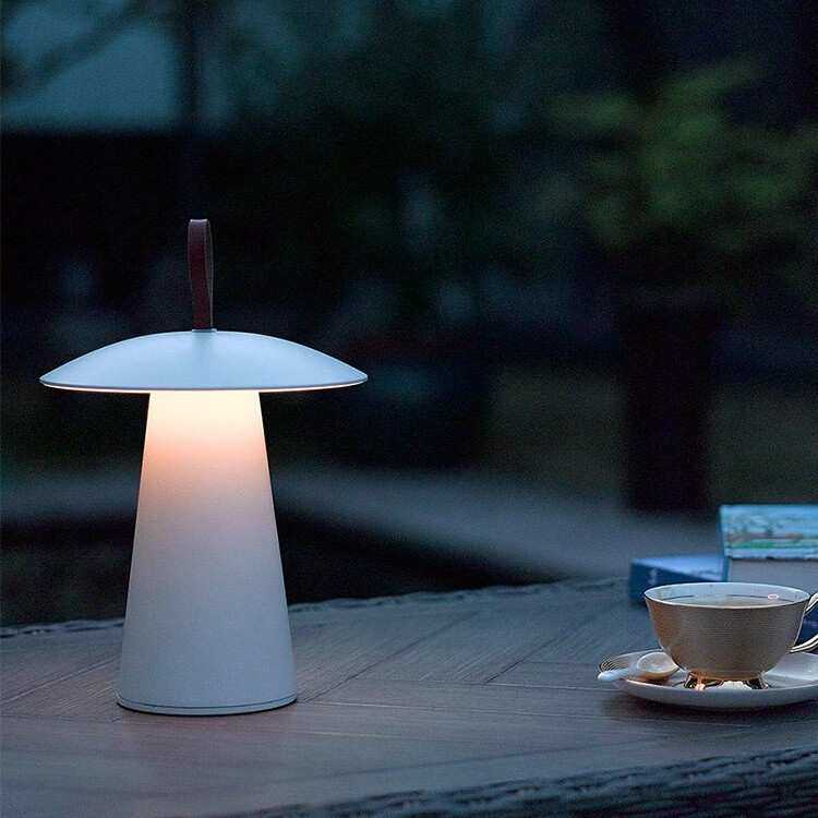户外手提灯北欧充电小夜灯现代简约桌面氛围灯室外庭院阳台装饰灯