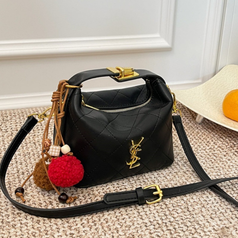 高级感小包包女2025新款轻奢小众时尚百搭菱格女包气质单肩斜挎包