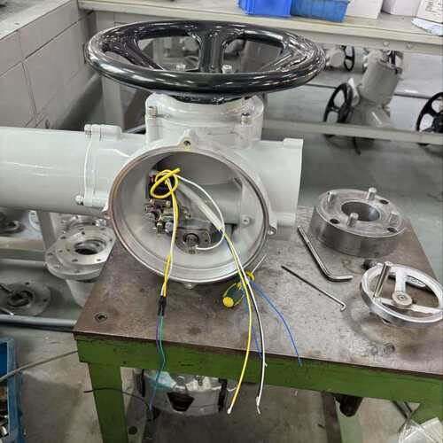 现货DZB15-24r普通开关防爆型电动执行器AC380V手电两用ZB15-18