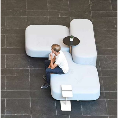 北欧现代简约会客接待休息区酒店大厅异形背靠背展厅皮艺组合沙发