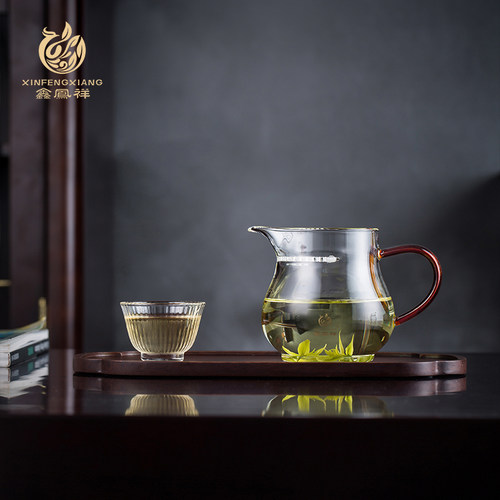 新款月牙杯公道杯单个通用茶海加厚耐热玻璃分茶器绿茶茶具