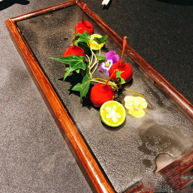酒店餐具干冰烟雾容器创意长方形干冰餐具意境菜会所高档餐具搭配