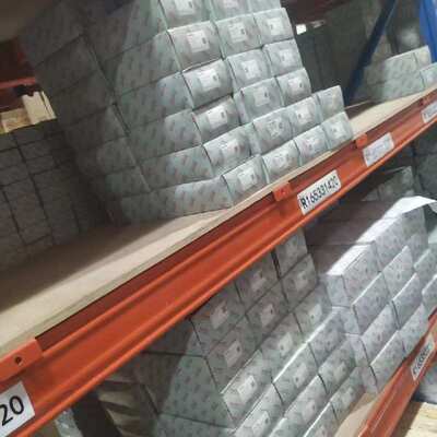 经销Rexroth力士乐直线滑块R165351410  R18242232X   R180525331