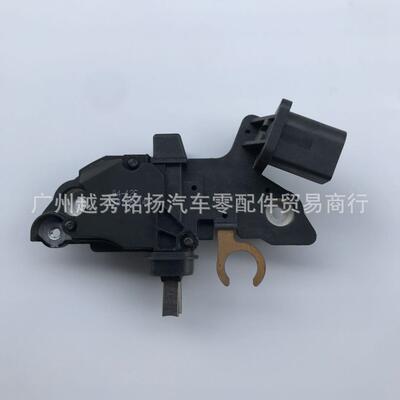 适用于奔驰E200 F00M145266/144155/23269/23344汽车发电机调节器