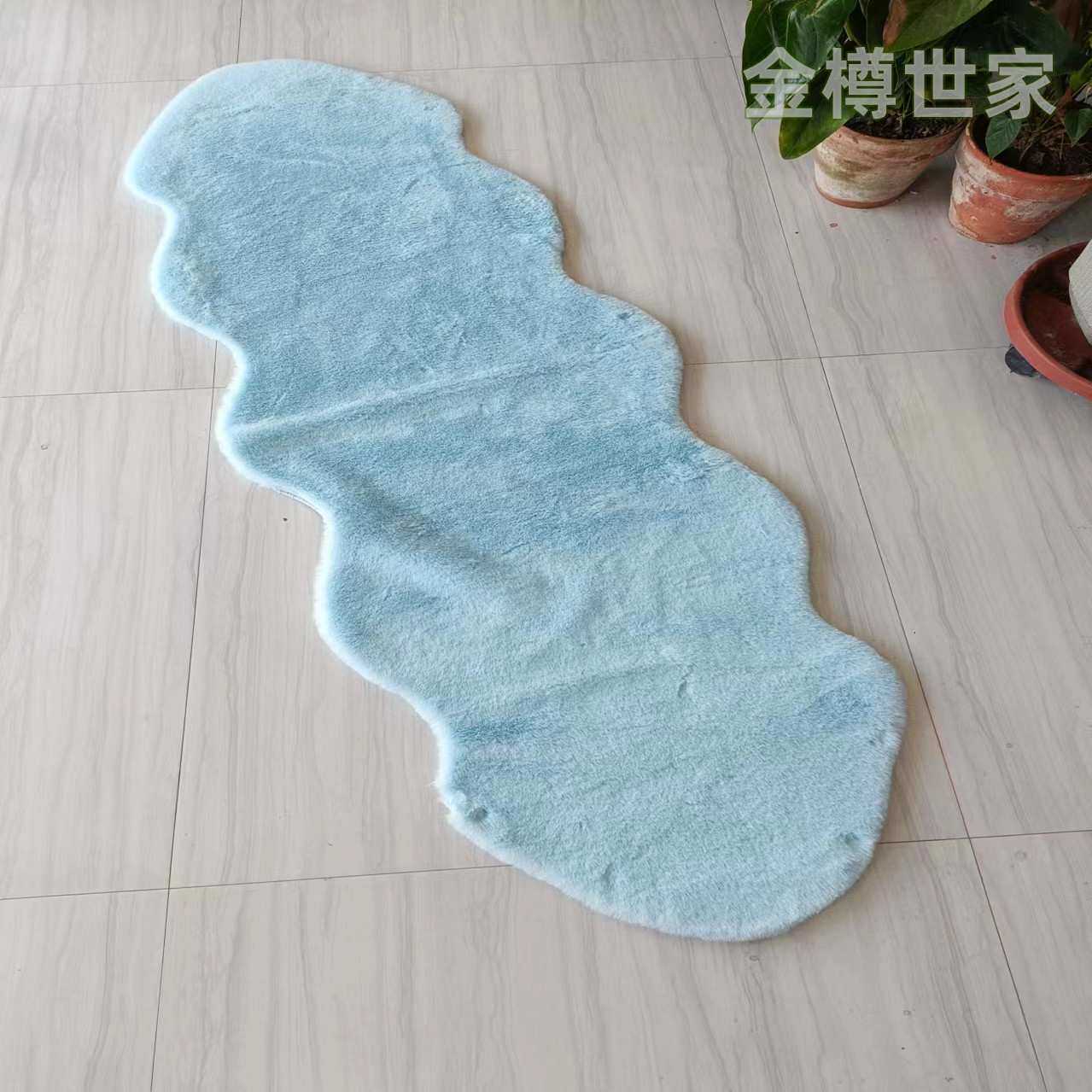 66厂家地毯卧室短毛可睡可坐北欧不规则地垫仿兔毛民宿装饰床边毯