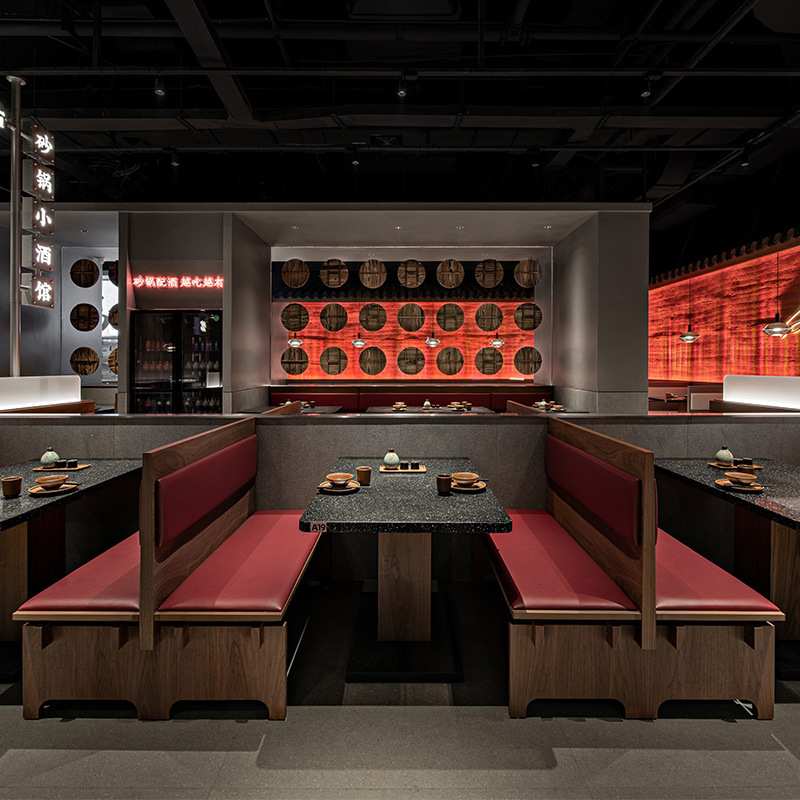 复古实木高档茶餐厅卡座沙发火锅烧烤肉餐饮店湘菜馆桌椅组合商用