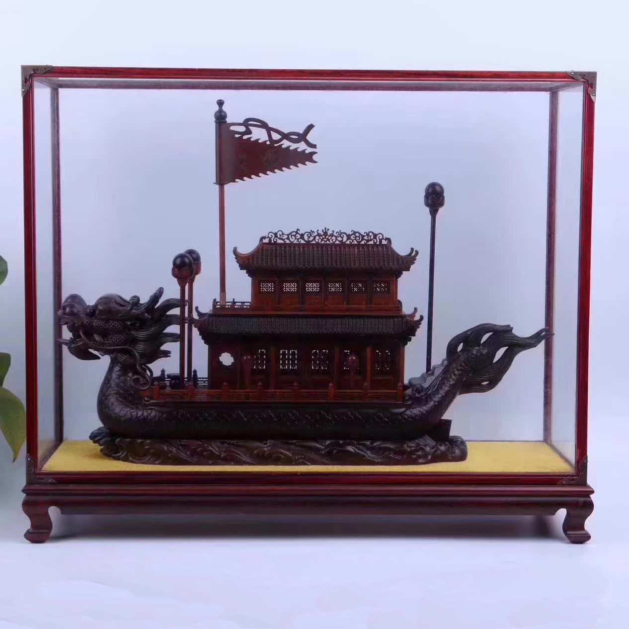 缅甸花梨一帆风顺商务简约木质工艺品大方送礼精工锦盒玻璃罩包装