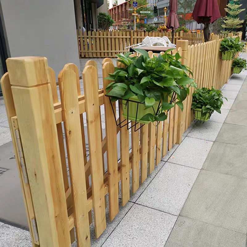 防腐木栅栏室外花园围栏草坪公园实木护栏庭院装饰碳化木篱笆栏杆