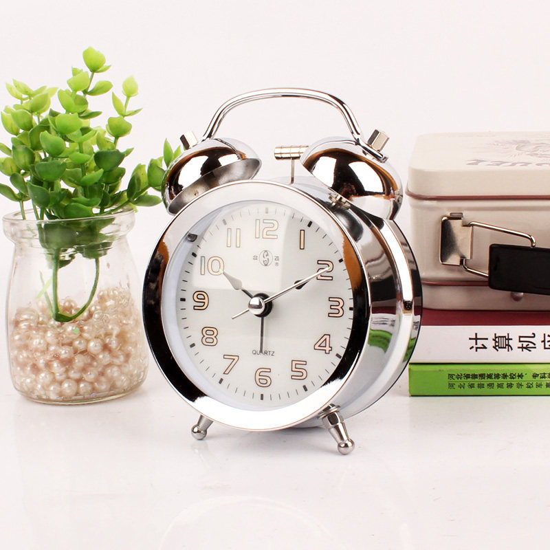 合飞闹钟创意床头欧式复古双打铃超大声音金属卧室静音台座钟表