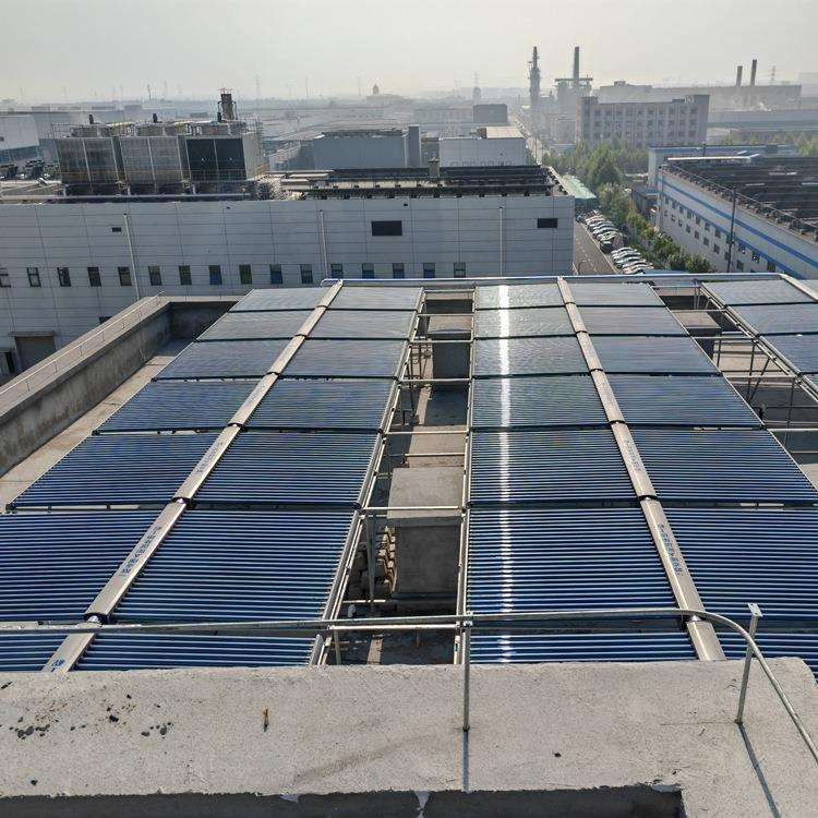 学校企业宿舍集中供热、分户储热太阳能热水系统 50管工程机厂家