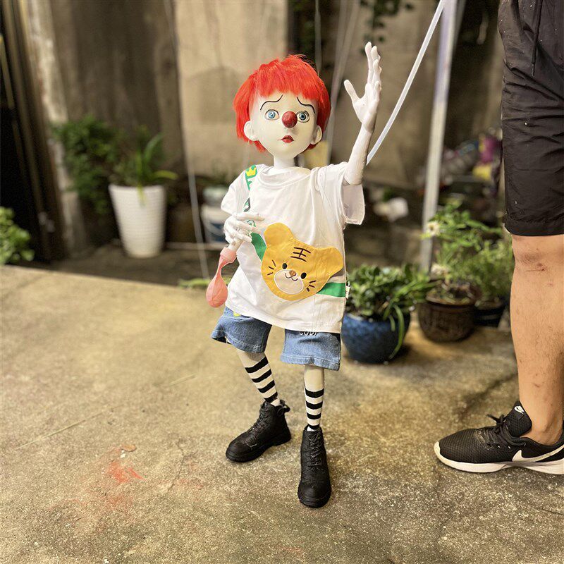 吹气球道少年提街木偶人舞台演出的具线头表演木头人玩具装饰摆件