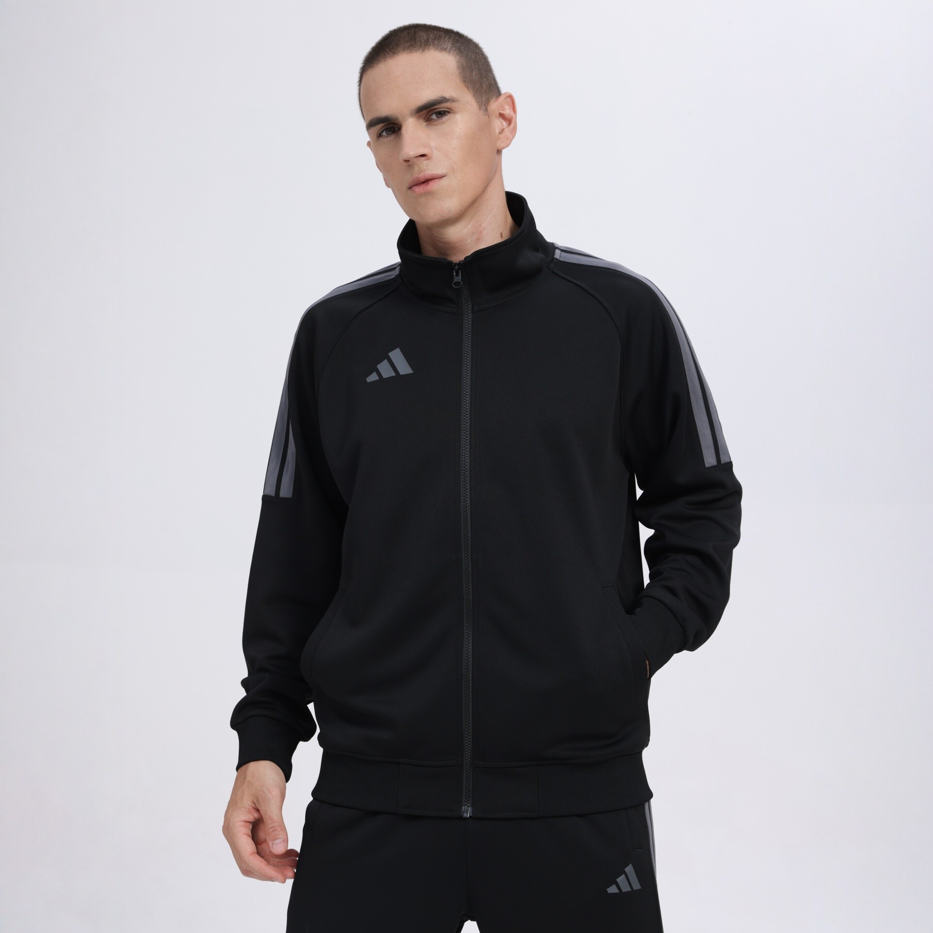 Adidas/阿迪达斯运动夹克外套秋装男款休闲日常印花logo立领图片