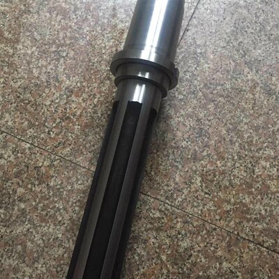 机床配件 重庆机床厂YB3120滚齿机滚刀箱主轴(全长490MM)