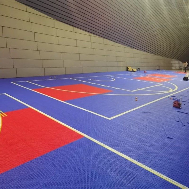 悬浮拼装地板室外幼儿园操场悬浮环保地垫篮球场防滑耐磨塑胶地垫