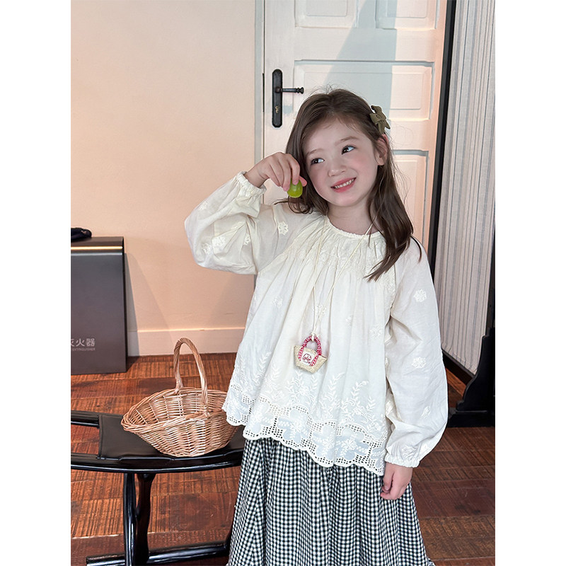 BEIFU贝芙 女童韩版气质全棉刺绣花朵娃娃衫儿童春秋洋气百搭衬衫