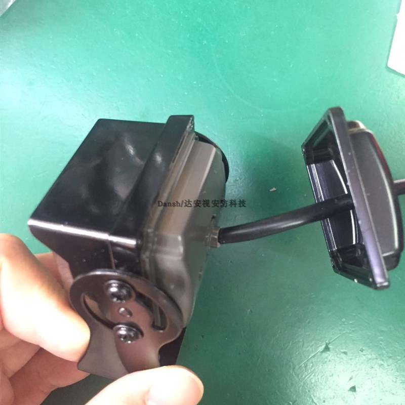 大巴车载货车摄像头倒车影像监控夜视车外高清星光全彩AHD灌胶