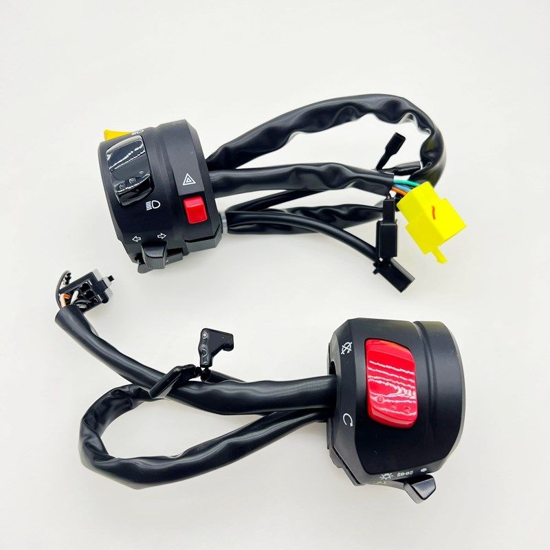 适用 TR300左右手把开关总成HJ300-3/3A大灯双闪开关 熄火开关