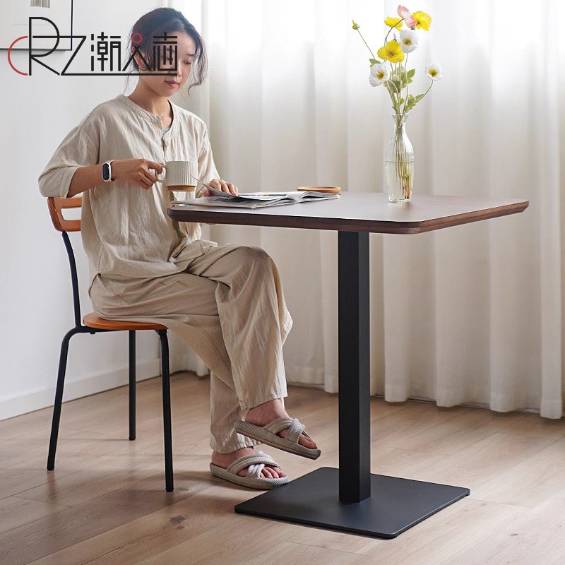 北约复古实木正方形饭桌现代简欧家用小户型吃餐桌子咖啡厅洽谈桌