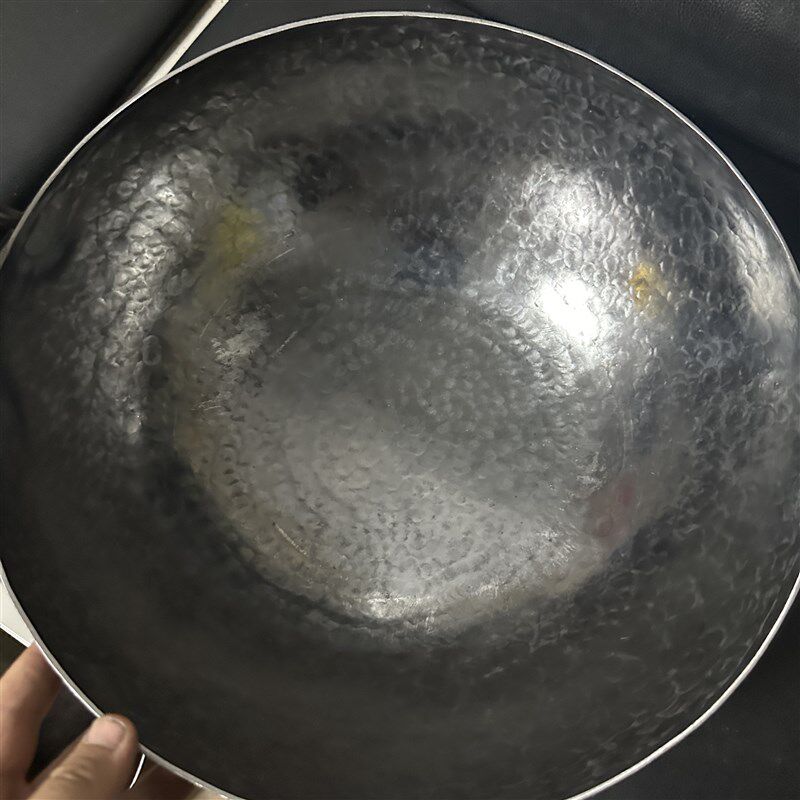 新疆纯手工铁锅,双耳款,自然健康,无漆层,不粘锅