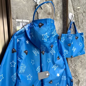日系2024儿童雨衣男童女童轻便防水雨披女孩学生幼儿园轻薄防雨服