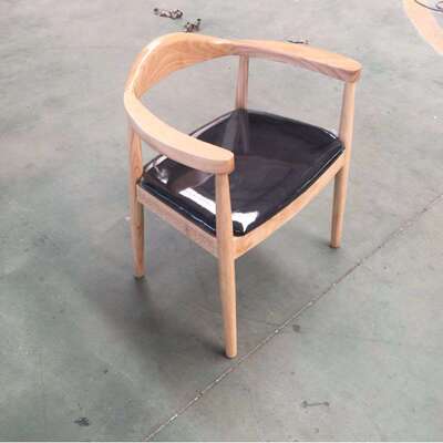 北欧餐椅现代意式简约中西餐厅实木椅子大小户型家用休闲靠背凳子