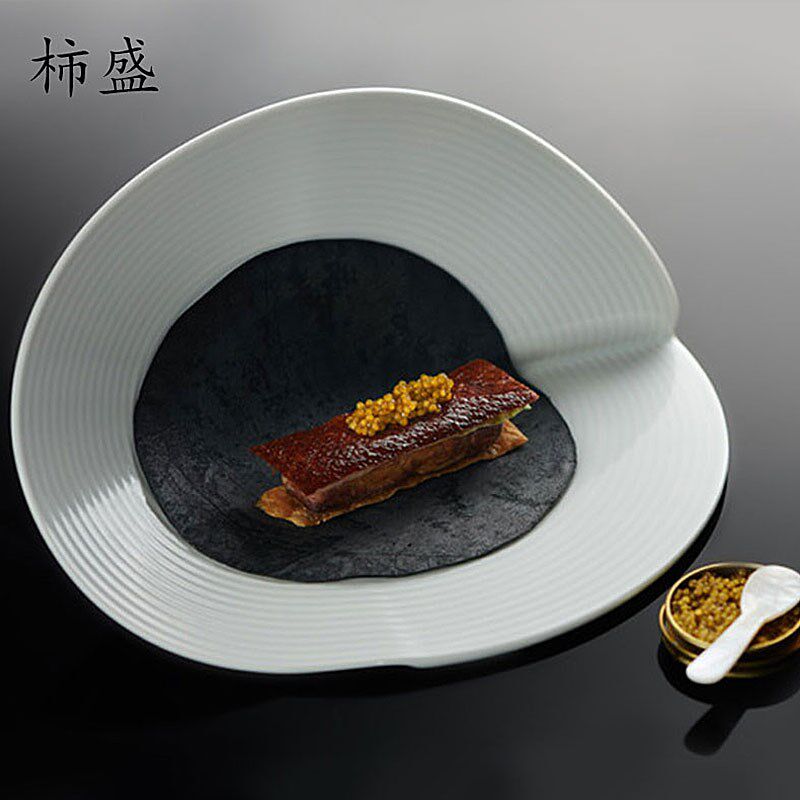 进口哑光白异形质感陶瓷餐具不规则法式西餐分子料理折角点心盘子