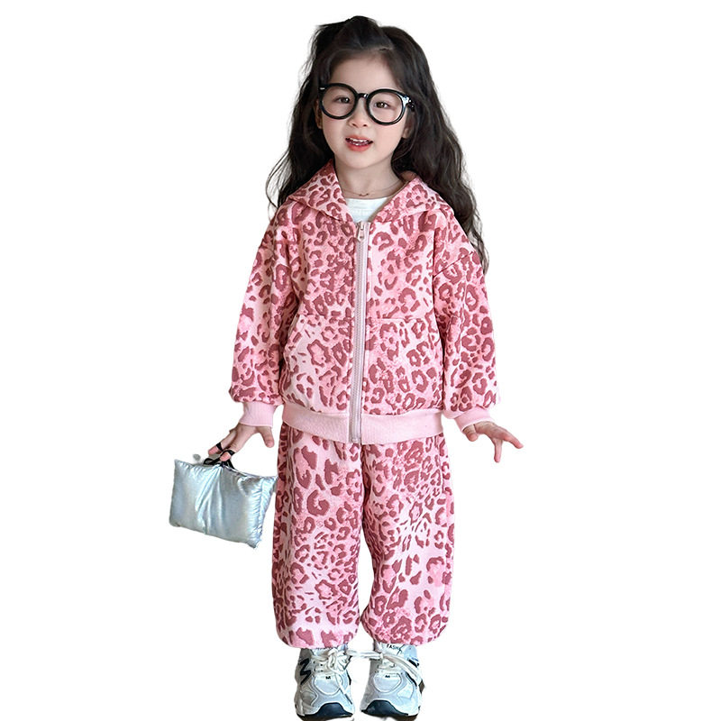 2026新款女童套装春季洋气女宝宝衣服豹纹两件套外套炸街儿童