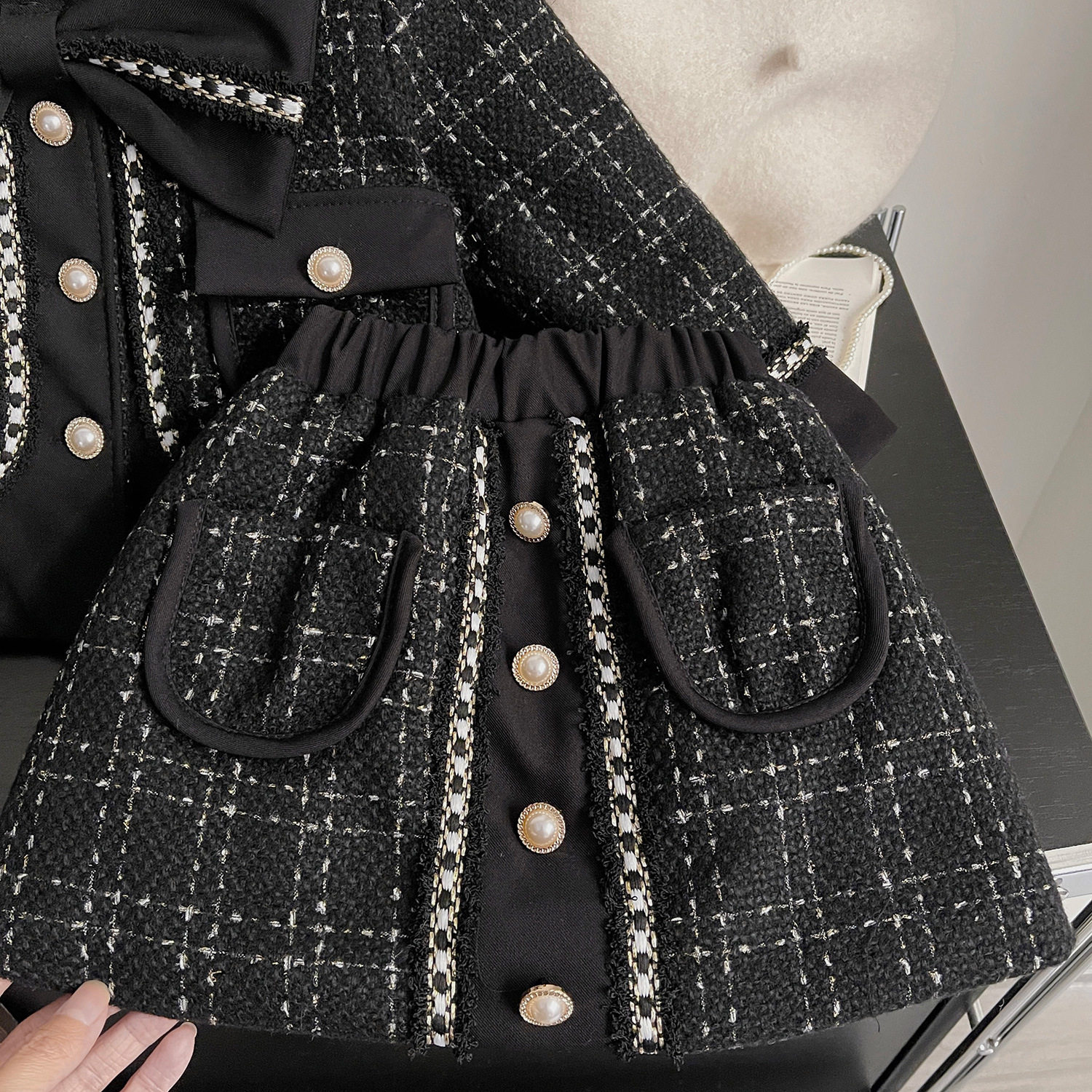 2026新款韩版加棉女童冬季套装时尚童装气质加厚小香风外套短