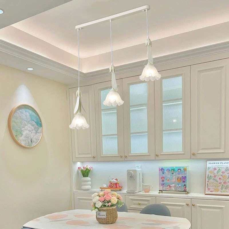 法式花朵餐厅灯三头吊灯欧式田园奶油风灯具卧室床头装饰led灯