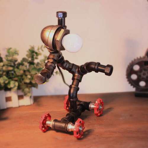 美式创意金属工业复古咖啡酒吧书桌水管机器人台灯