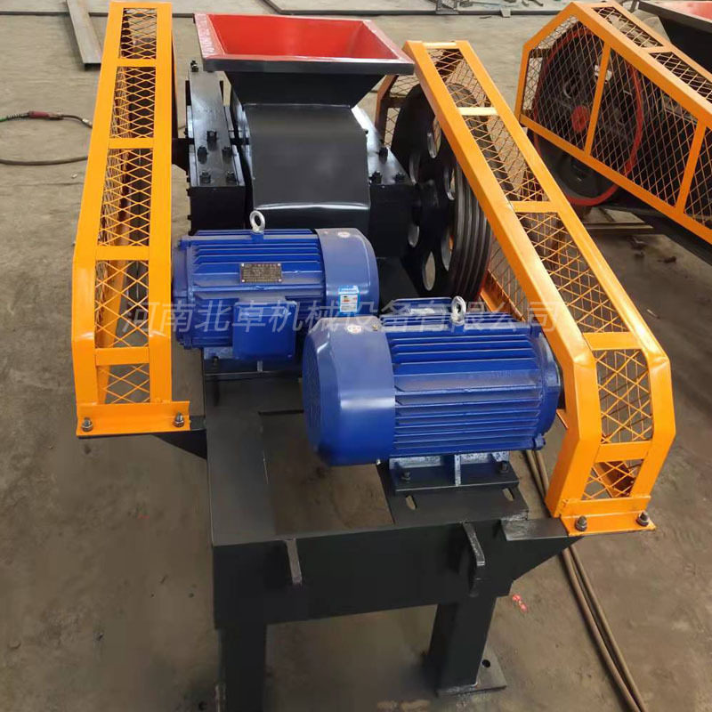 耐火黏土对辊式破碎机 硅质原料对辊粉碎机 菱镁矿石双辊式破碎机,机械设备,其他机械设备,淘宝优惠券,粉丝福利购,淘宝优惠卷