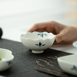 拓土纯手绘蝴蝶兰花莲花杯茶杯陶瓷主人杯家用品茗杯创意功夫茶碗