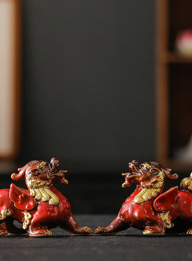 陶瓷招财貔貅一对茶宠摆件工艺品中式办公室桌面家居客厅桌面装饰