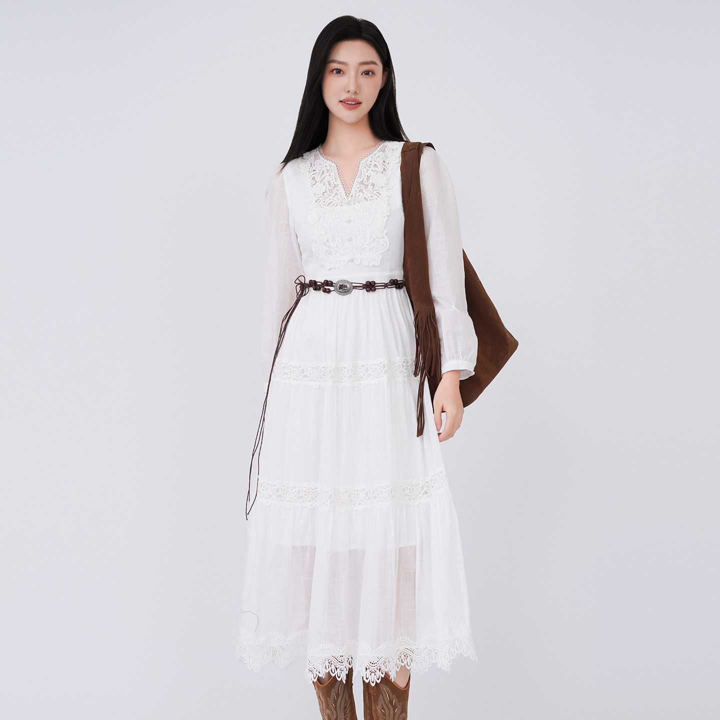 阅涵连衣裙2026春季新款大摆长裙法式气质显瘦V领长袖连衣裙