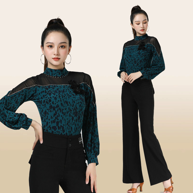2026新款春季摩登舞水兵舞服装女长袖镶钻立领灯笼袖广场舞上衣演