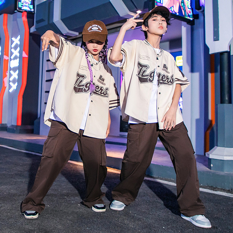 2026新款街舞儿童潮服棒球服外套套装hiphop男童嘻哈爵士舞
