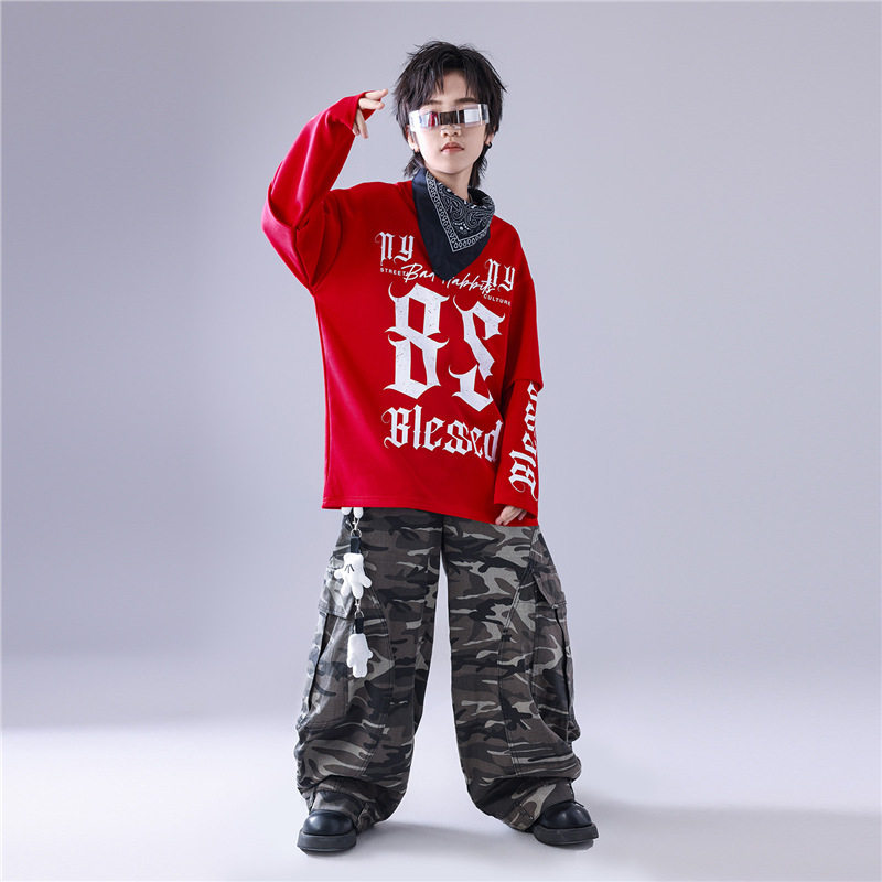 2026新款元旦儿童喜庆演出服迷彩服套装少儿街舞服装hiphop