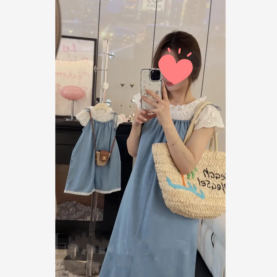 2026新款韩国童装夏季亲子装母女牛仔吊带裤女童洋气娃娃衫镂空蕾