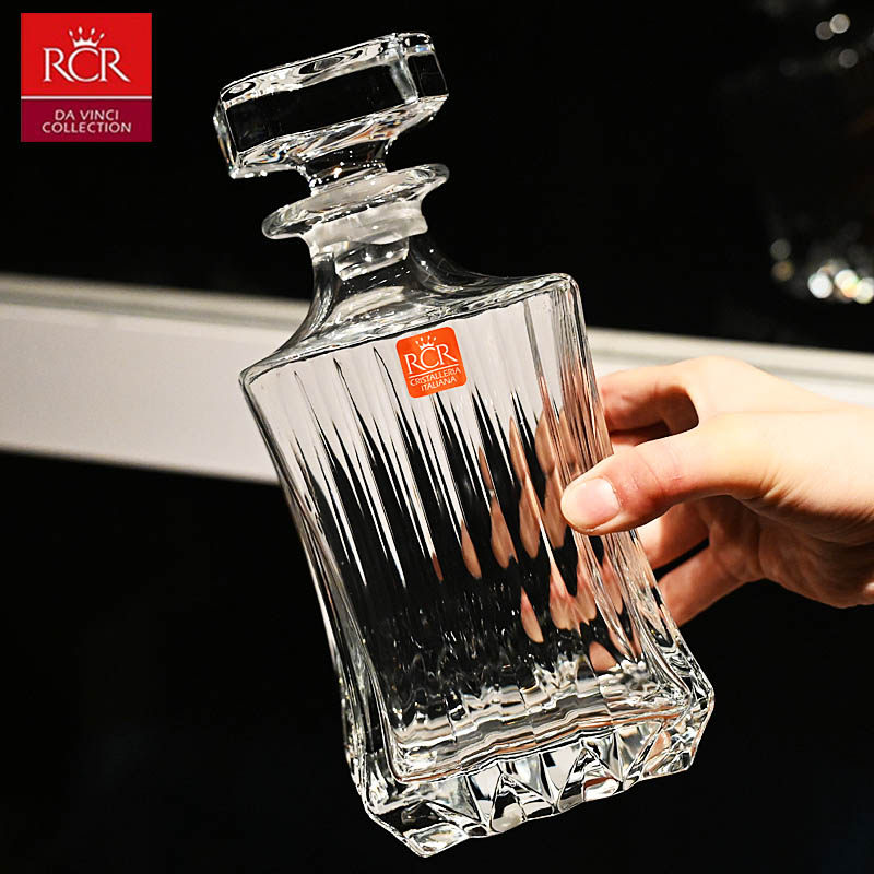 意大利RCR水晶玻璃带盖醒酒器