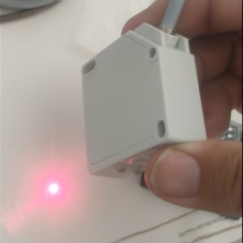 新款自动门镜面防夹带红外灯放便安装反光片电压10-30V距离7米