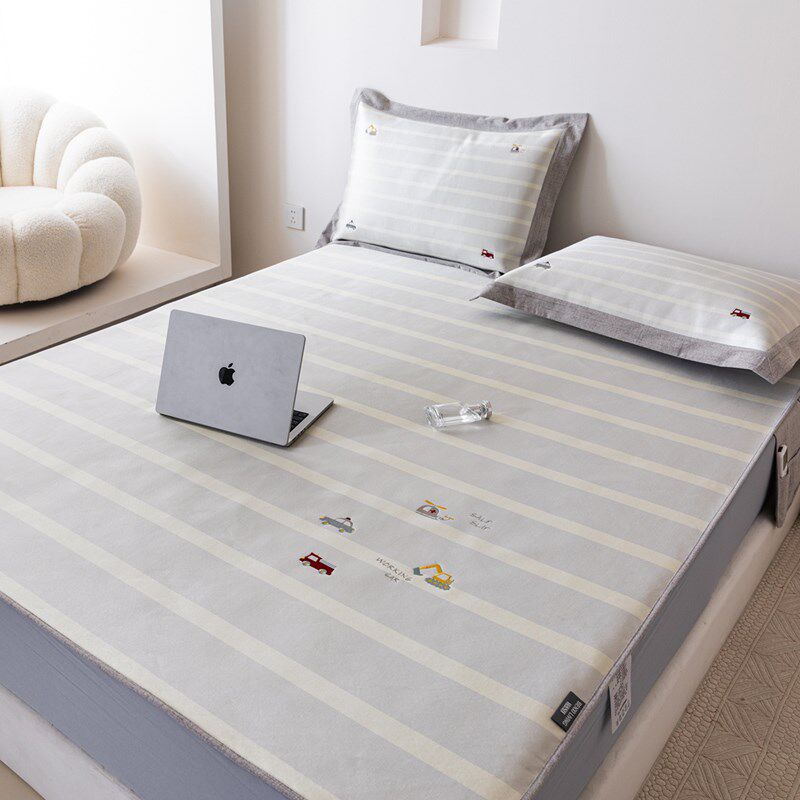 儿童可机洗夏季冰丝席凉席床笠三件套小清新凉感空调席子床上用品