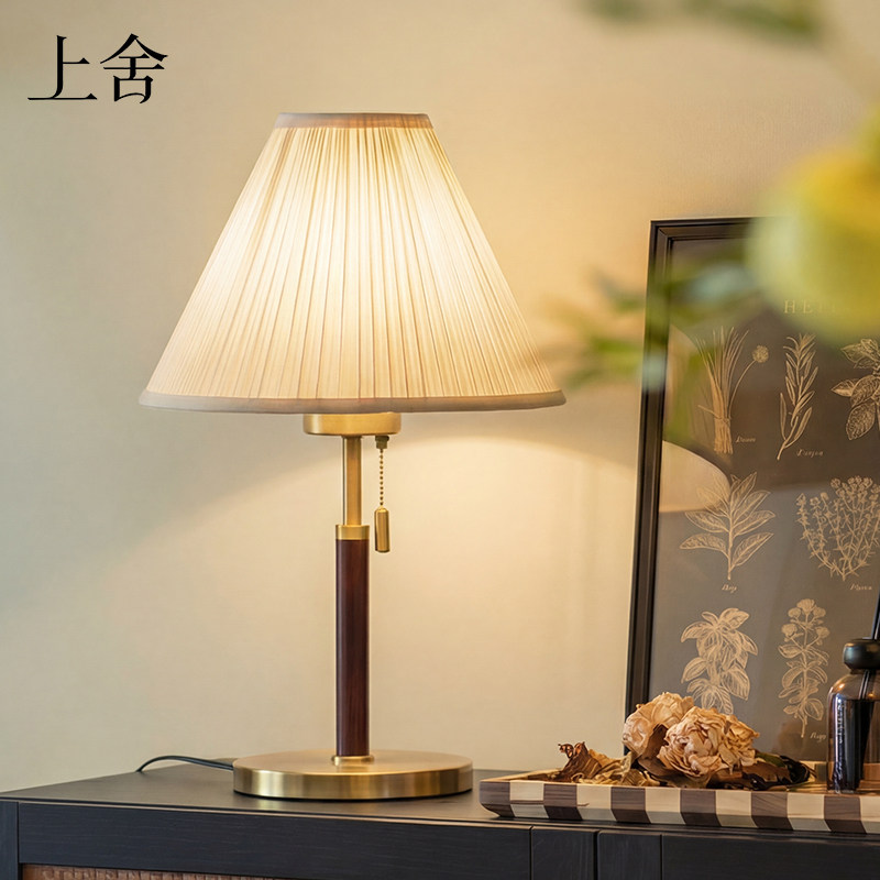 上舍 中古风复古台灯卧室床头灯 2026新款轻奢高级感桌面氛围柜灯,家装灯饰光源,装饰台灯,淘宝优惠券,粉丝福利购,淘宝优惠卷