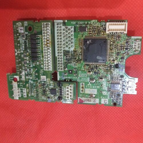 变频器E740主板cpu0.75-1.5-2.2-3.7-5.5-7.5-11-15KW主控板