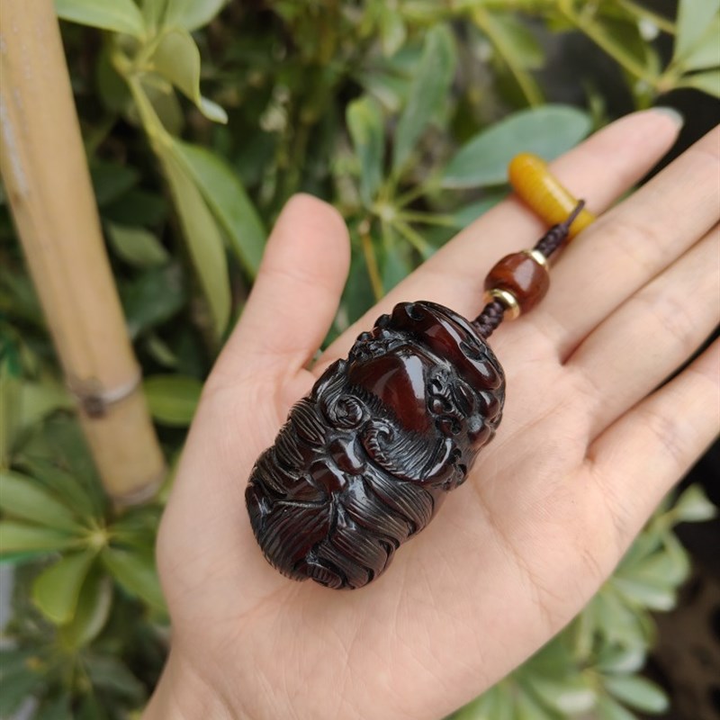 西藏牦牛角手把件牦牛角貔貅挂件牦牛角貔貅吊坠天然真品牛角挂件