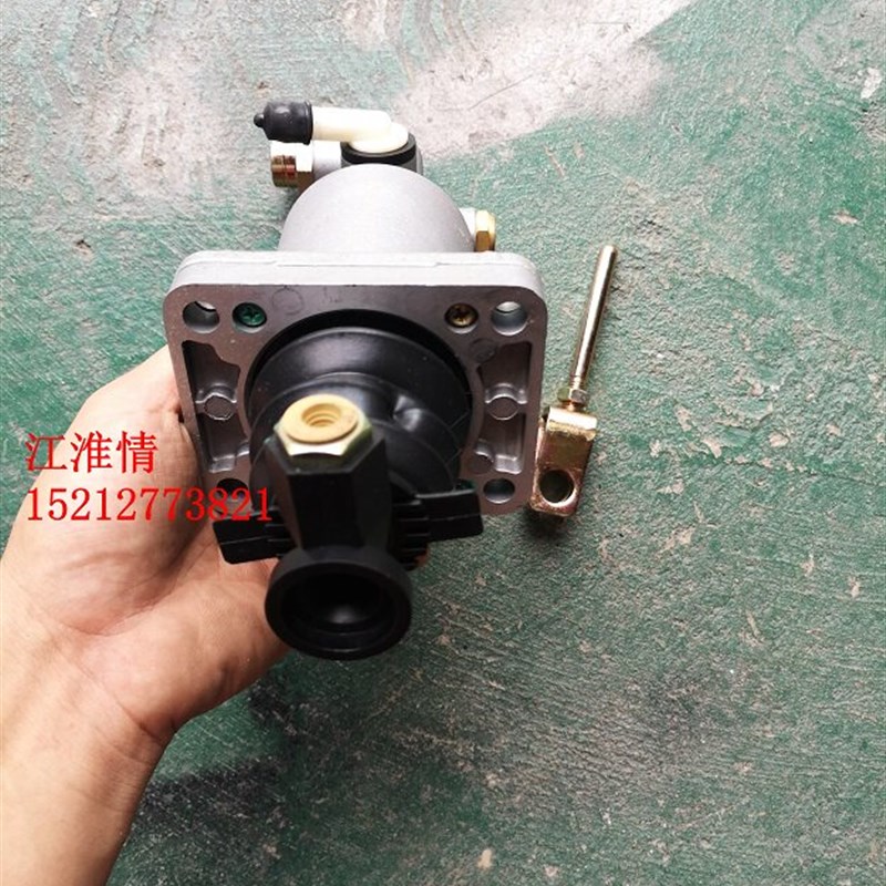骏力36V5帅铃Q6QV离合器总泵气助铃离合器总泵总成