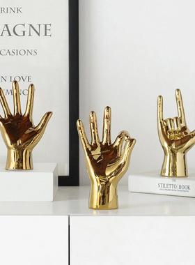 简约人物拳头OK手势树脂电镀菠萝摆件菠萝软装酒店会所别墅样板房