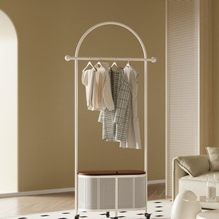 创意挂衣架落地卧室床头边衣帽架可移动法式挂衣架子家用脏衣篮
