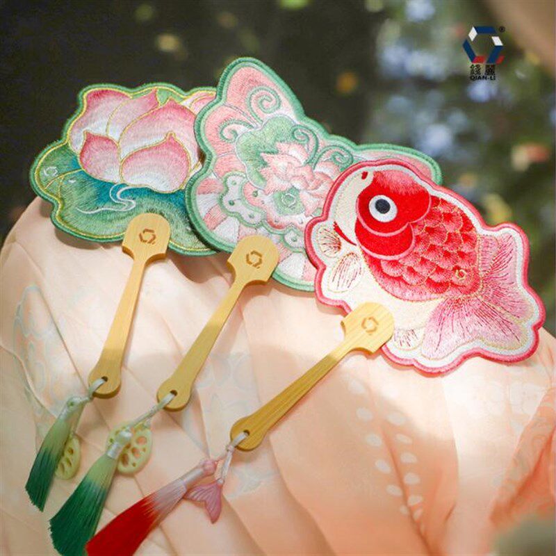 荷花扇刺绣国风手摇扇手工团扇异形汉服配饰古风文艺迷你便携扇子
