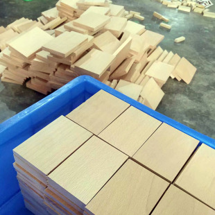 东欧洲产地榉木薄片木料切割平整光滑刨光木头的盒子木料贴片木料