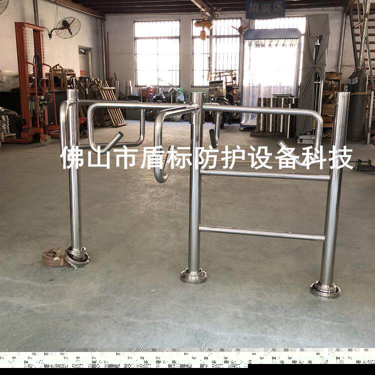 旅游景点出入不锈钢单向半高门 手推旋转人行通道门 单向通道匝